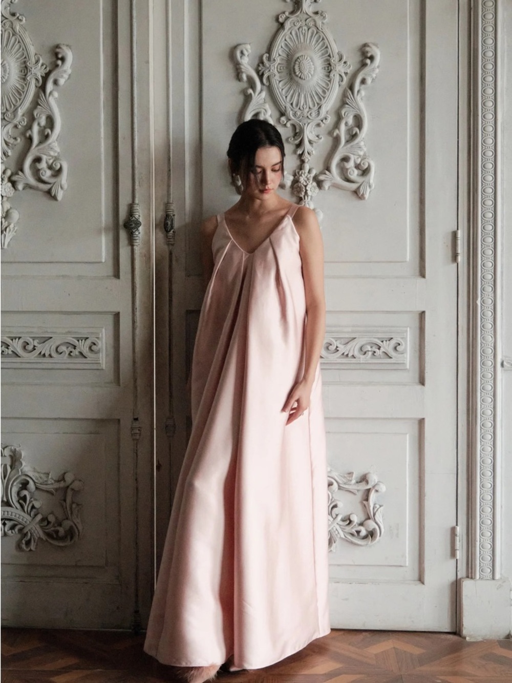 NWT Maison Amory Reign Maxi Dress - Elegant Flowing Formal Gown in Soft Pink - Picture 5 of 8